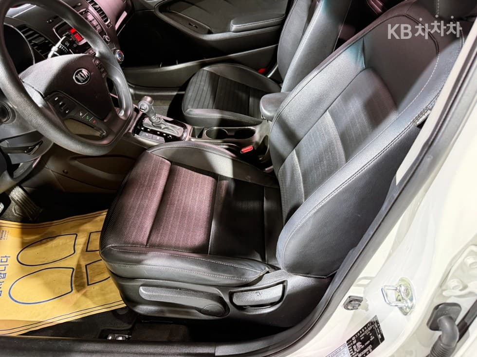 (156R3774)KIA The New K31.6 Gasoline Deluxe - 18