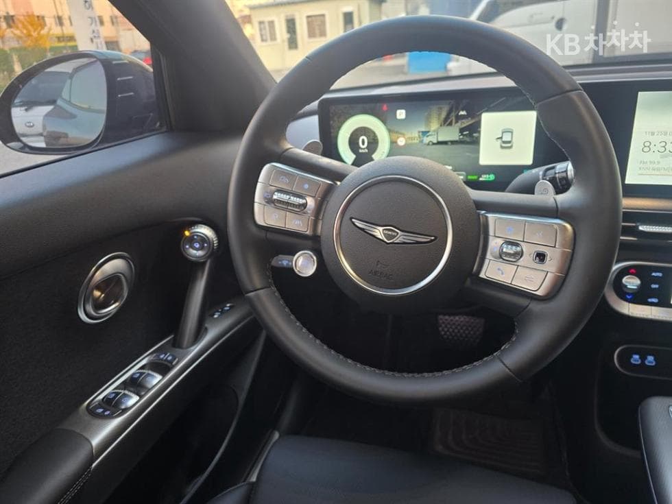 Дженезис GV60Стандартен 2WD Стандартен - 9