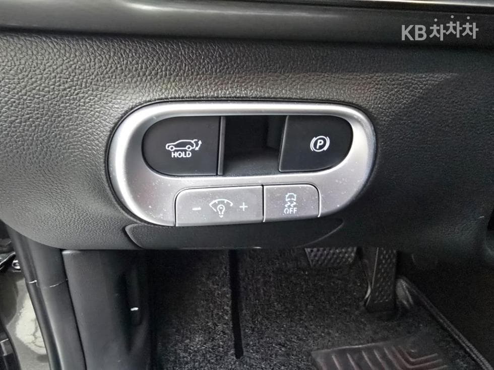 Дженезис GV60Стандартен 2WD Стандартен - 16