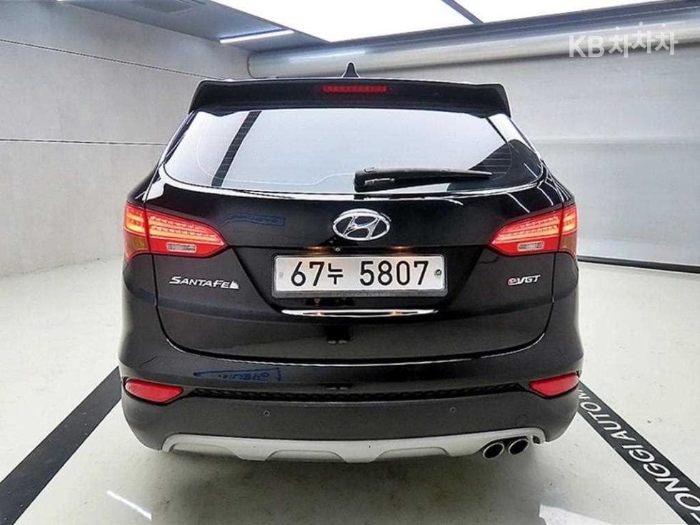 Хюндай Санта Фе DMХонда R-двигател 2.0 дизел 2WD PREMIUM Стандартен - 3