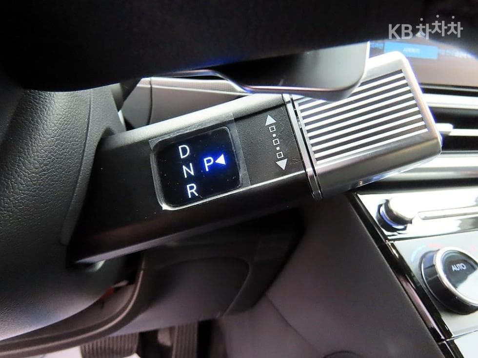 Хюндай Ди Всеново Санта Фе MX5Бензин 2.5T 2WD Престиж - 10