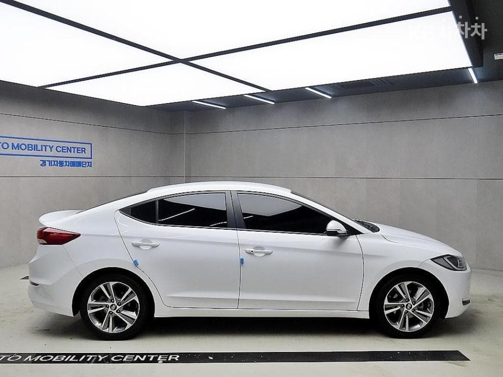 Хюндай Avante (Elantra)AD1.6 GDi Value Plus - 2