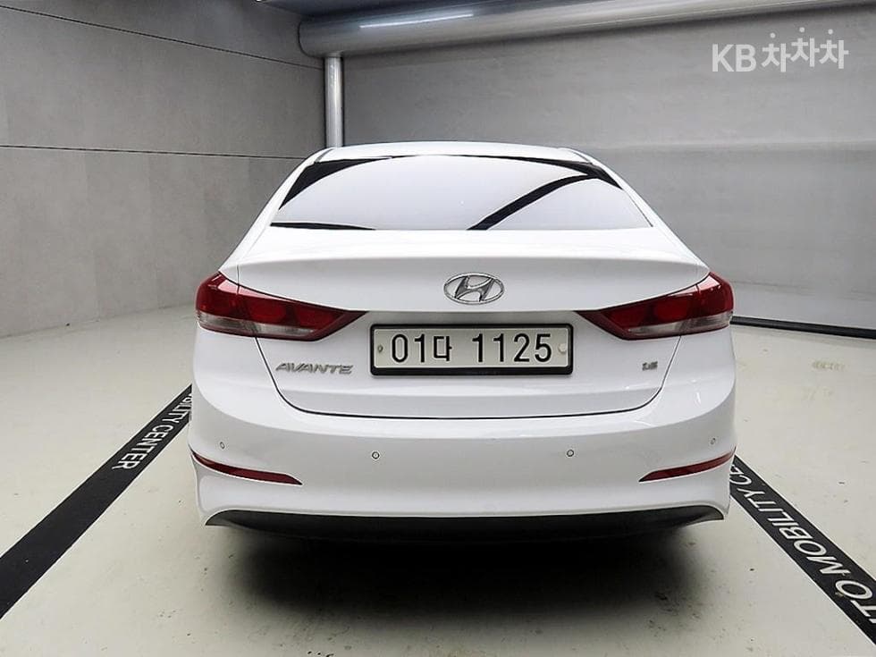 Хюндай Avante (Elantra)AD1.6 GDi Value Plus - 3