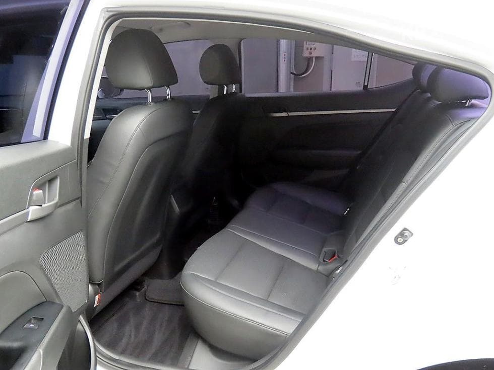 Хюндай Avante (Elantra)AD1.6 GDi Value Plus - 6