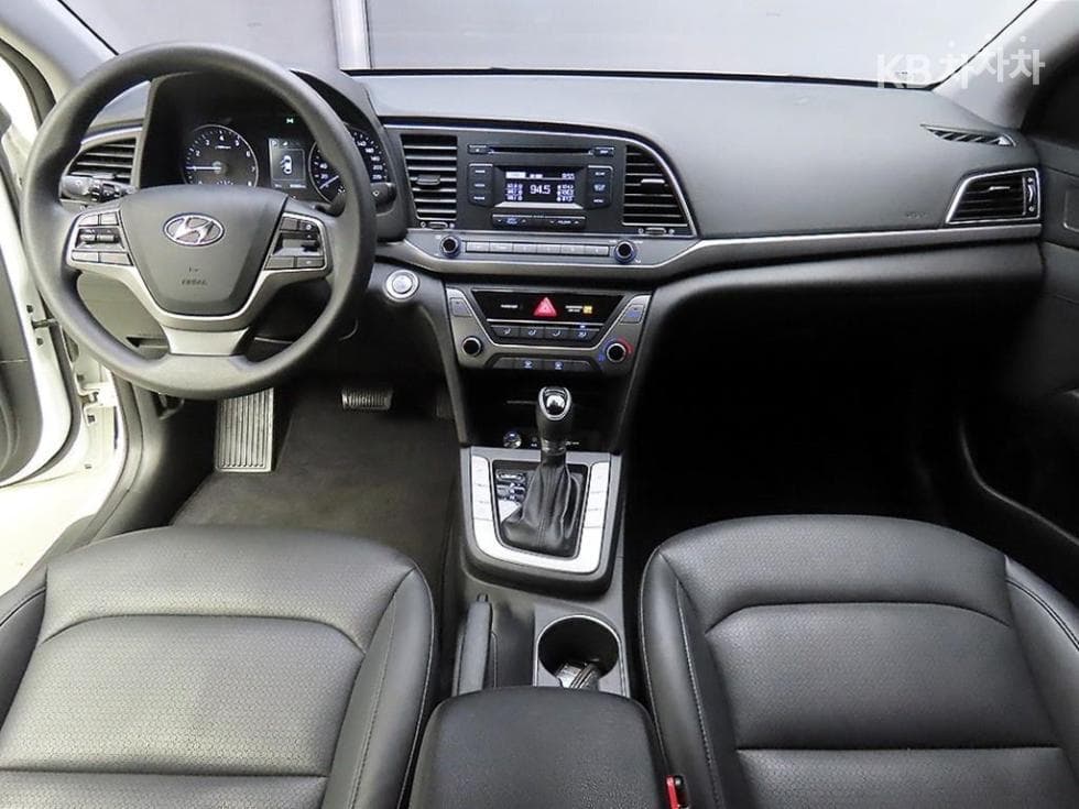 Хюндай Avante (Elantra)AD1.6 GDi Value Plus - 7