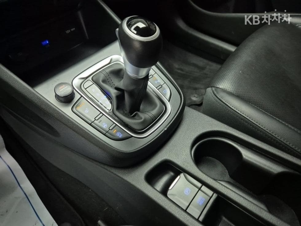 Хюндай The New (фейслифт) Kona1.6 Бензин Турбо 2WD Смарт - 8