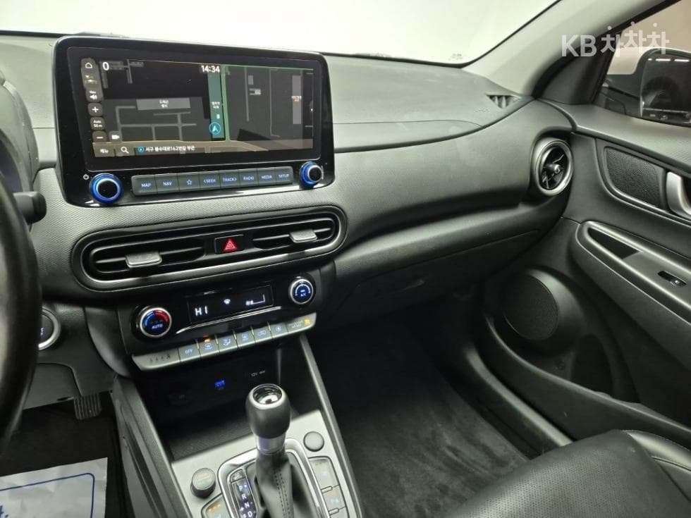 Хюндай The New (фейслифт) Kona1.6 Бензин Турбо 2WD Смарт - 10