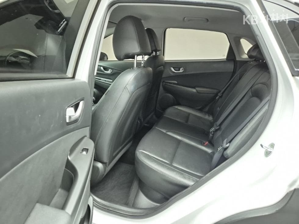 Хюндай The New (фейслифт) Kona1.6 Бензин Турбо 2WD Смарт - 12