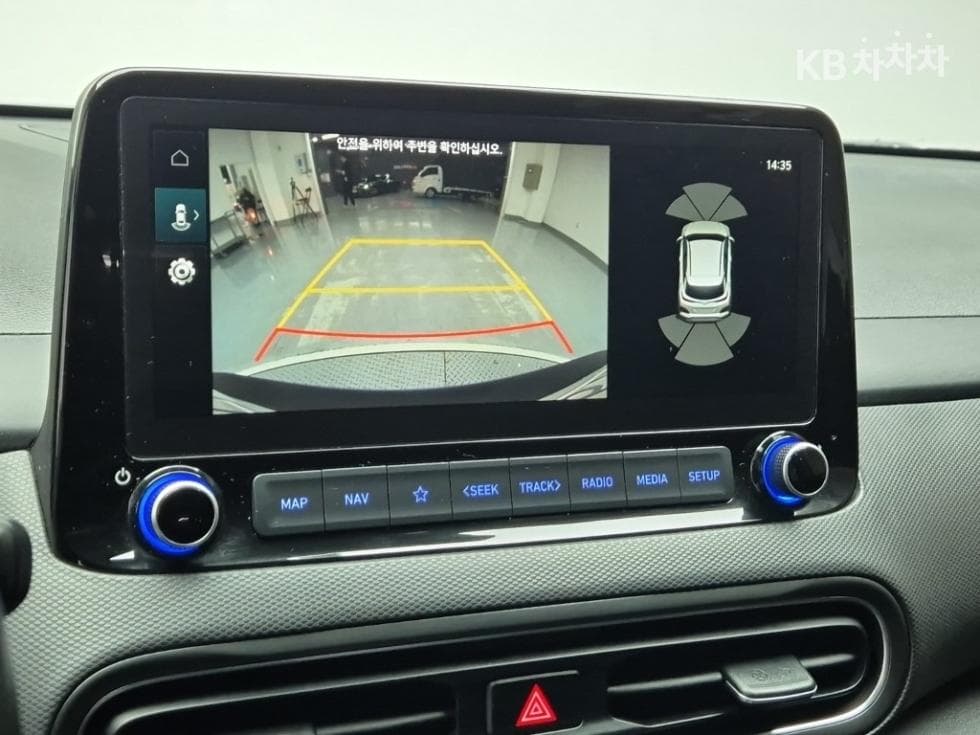 Хюндай The New (фейслифт) Kona1.6 Бензин Турбо 2WD Смарт - 14