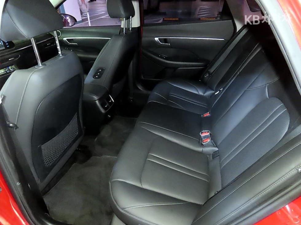 Hyundai Sonata (DN8)1.6 T Premium 패밀리 - 6