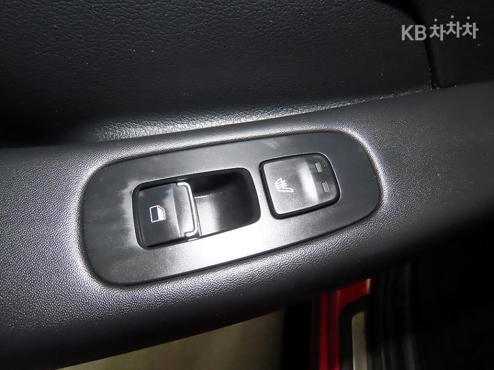 Hyundai Sonata (DN8)1.6 T Premium 패밀리 - 12