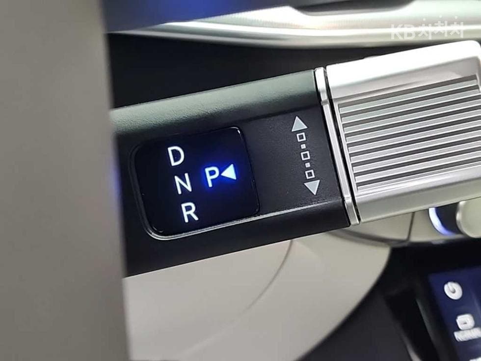 Хюндай Ди Всеново Grandeur (Azera)2.5L бензин 2WD Premium - 8