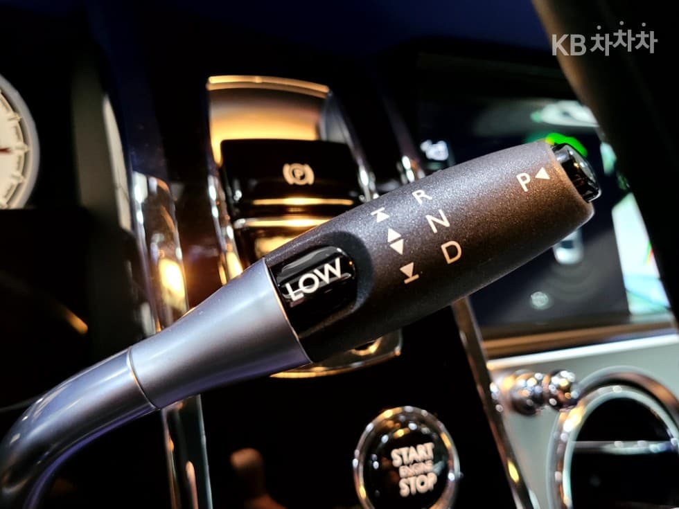 롤스로이스 Ray (van)스6.6 Standard - 14