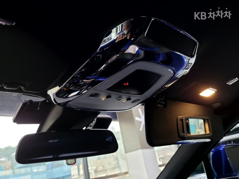 롤스로이스 Ray (van)스6.6 Standard - 15