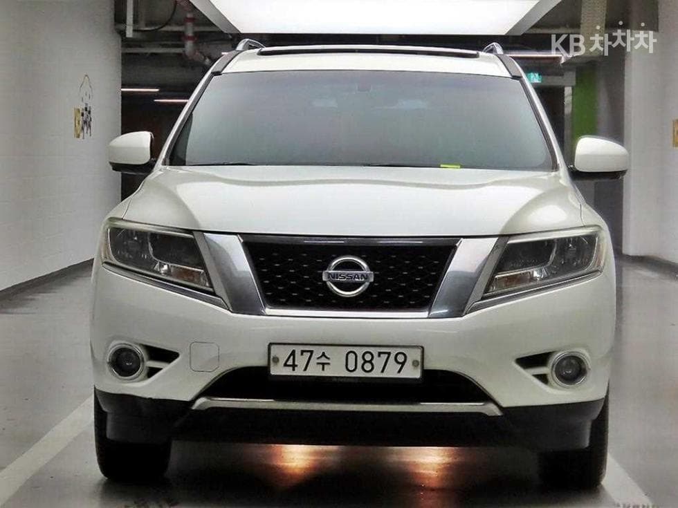 Nissan 패스파Seater더 3.5 4WD SE - Image 1