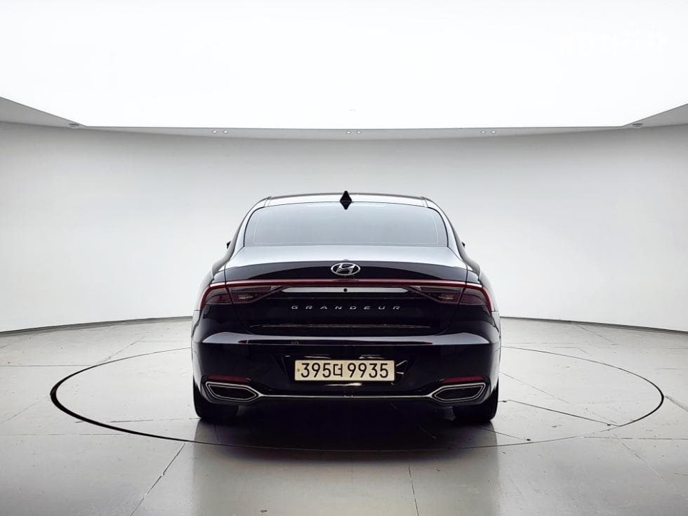 Хюндай The New (фейслифт) Grandeur (Azera)2.5 Le Blanc - 4