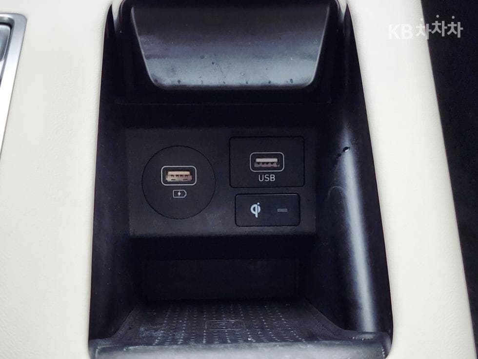 Хюндай The New (фейслифт) Grandeur (Azera)2.5 Le Blanc - 22