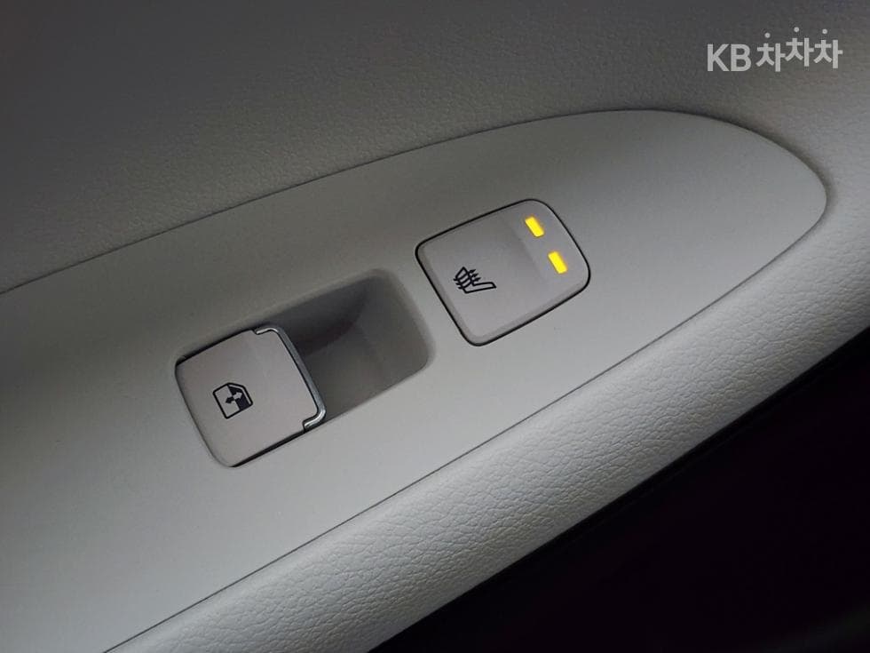 Хюндай The New (фейслифт) Grandeur (Azera)2.5 Le Blanc - 25