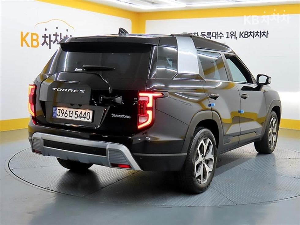KG Mobility 토레스(J100)1.5 GDI Turbo AWD T7 - 4
