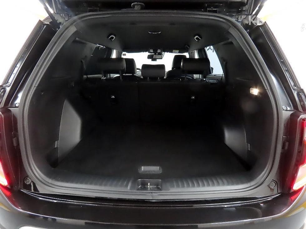 KG Mobility 토레스(J100)1.5 GDI Turbo AWD T7 - 18