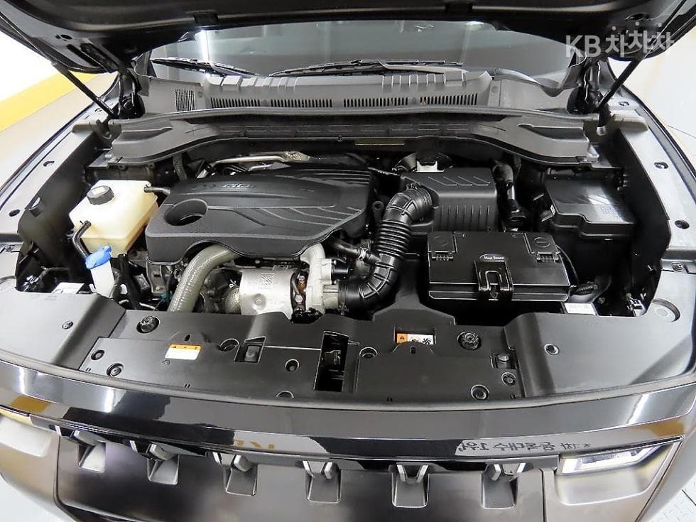 KG Mobility 토레스(J100)1.5 GDI Turbo AWD T7 - 19