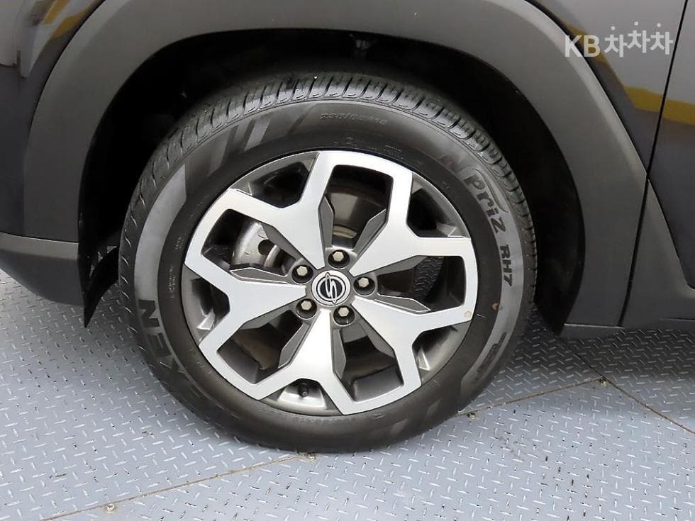 KG Mobility 토레스(J100)1.5 GDI Turbo AWD T7 - 20