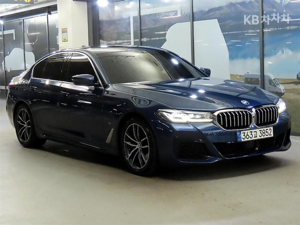 BMW 올New5 Series (G30) 520i M Sport - Image 1