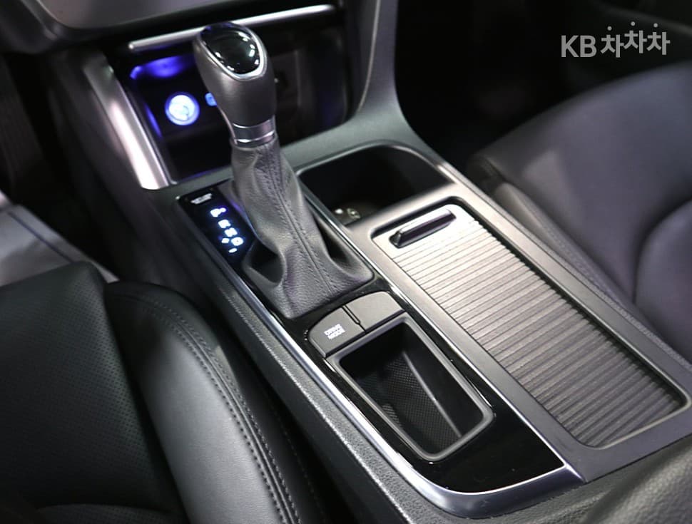 Хюндай Соната LF2.0 Смарт Стандартен - 15