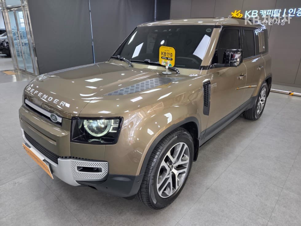 Land Rover 디펜더(L663) 110 D250 SE - Image 1