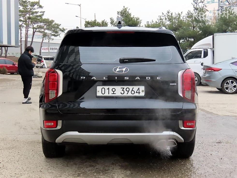 Hyundai Palisade2.2 Diesel 8-seater AWD Exclusive - 4