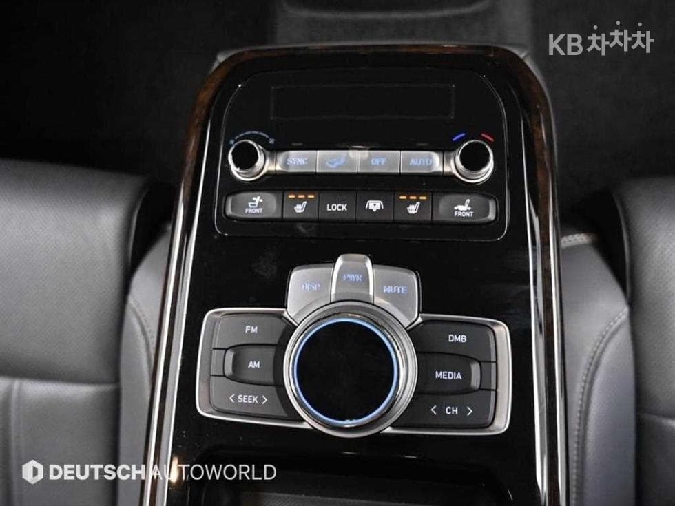 Genesis G903.3T GDi AWD Luxury - 16