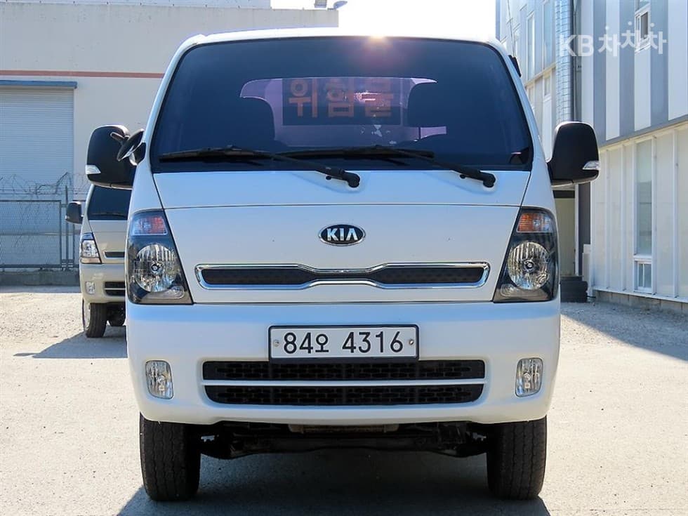 Kia Bongo 3 (light truck) 이동주유차 - Image 1