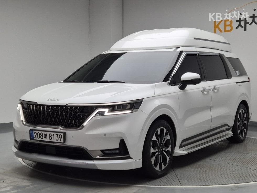 Киа Канивал 4-то поколение Висок Лимузин (Канивал) D2.2 9-местен Signature - Image 1
