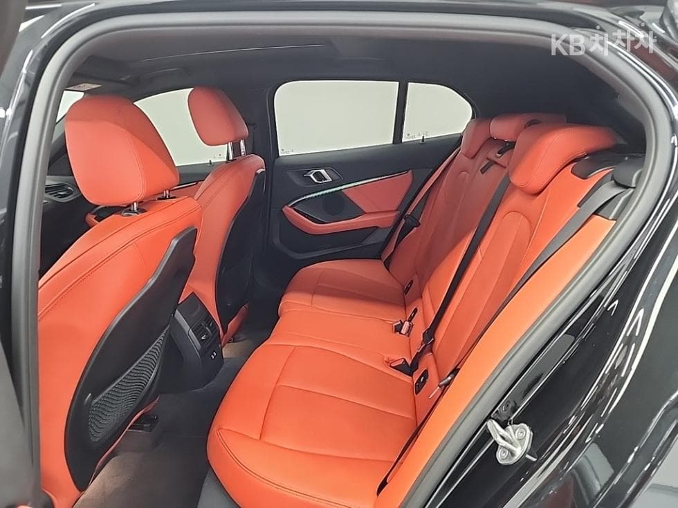 BMW 1시리즈 (F40)120i M Sport - 12