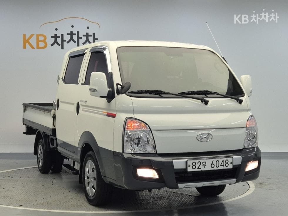 Хюндай Porter 2Удължено междуосие Двойна Кабина CRDi Premium - 4