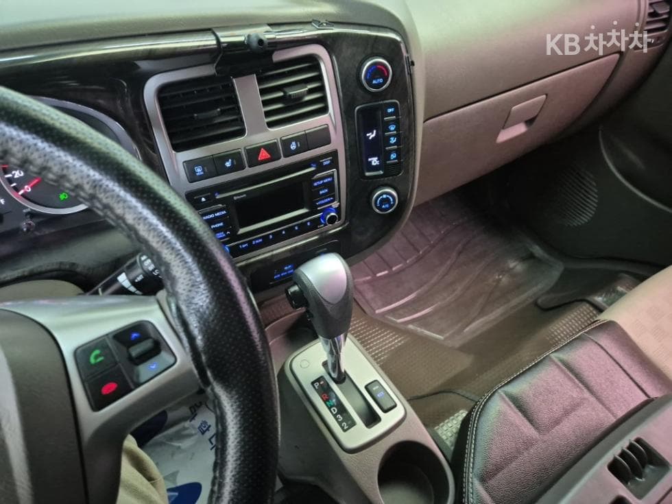 Хюндай Porter 2Удължено междуосие Двойна Кабина CRDi Premium - 9