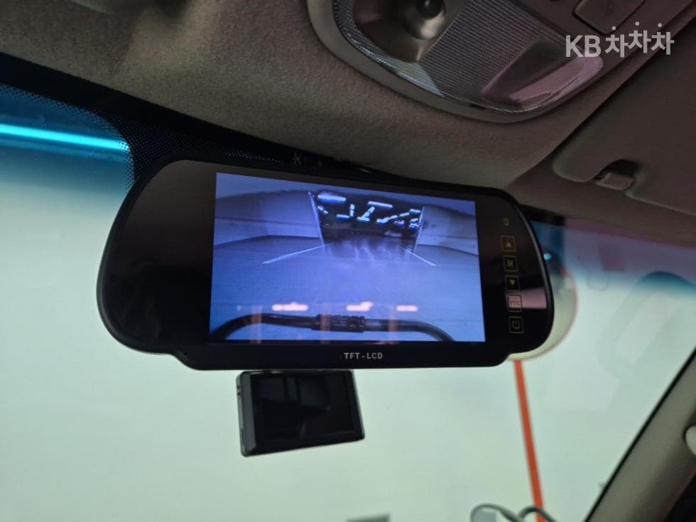 Хюндай Porter 2Удължено междуосие Двойна Кабина CRDi Premium - 12