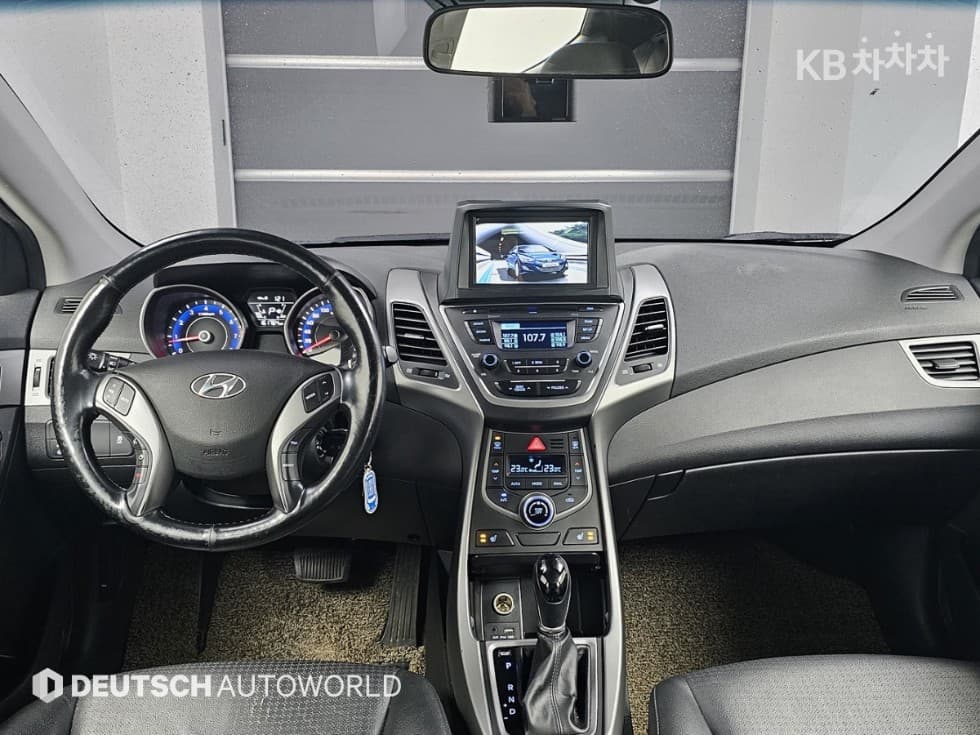 Хюндай The New (фейслифт) Avante (Elantra)1.6 GDi Смарт Стандартен - 7