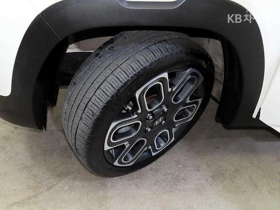 Хюндай Каспър1.0 Турбо Бензин Inspiration - 20