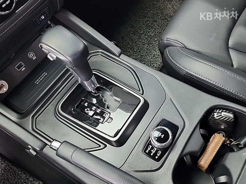 КейДжи Мобилити The New (фейслифт) Rexton Sports Khan2.2 4x4 Престиж - 8