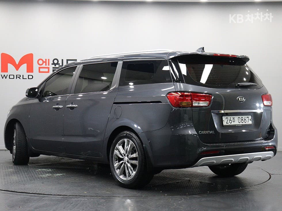 Киа All New Канивал9-местен 2.2 Дизел Престиж - 4