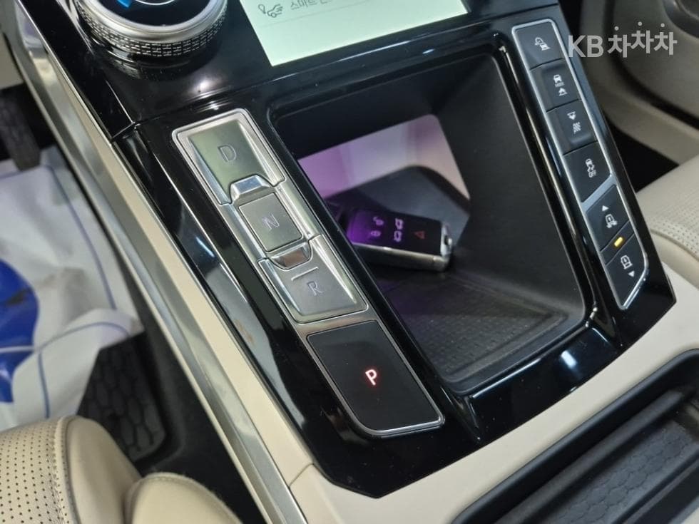 Jaguar I-PACEEV 400 First Edition - 8