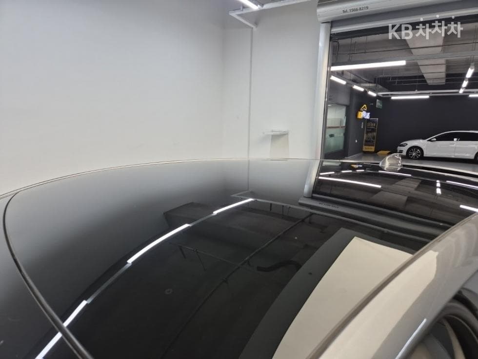 Jaguar I-PACEEV 400 First Edition - 13