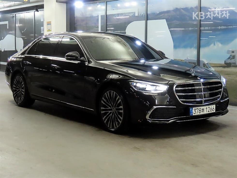 Mercedes-Benz S-Class W223 S450L 4Matic Standard - Image 1