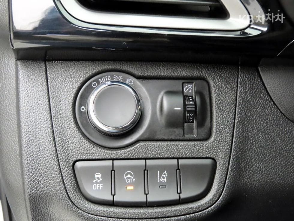 GM Korea The New (facelift) Spark레드픽 에디션 Standard - 11