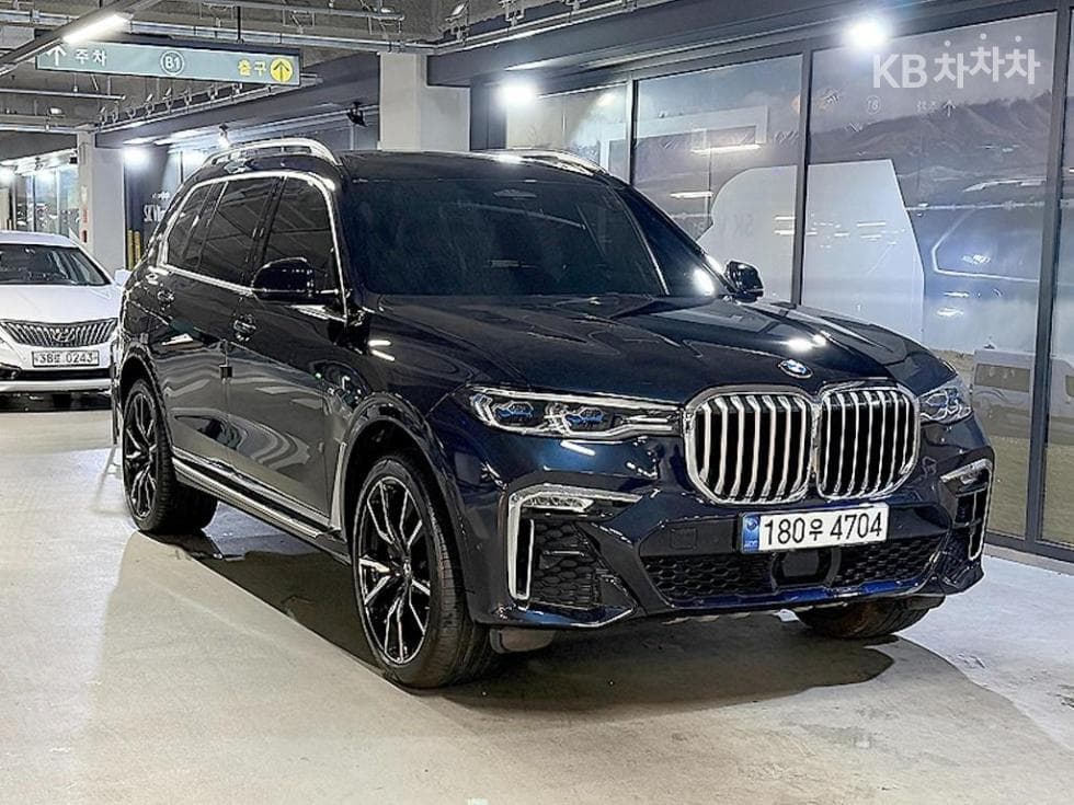 BMW X7(G07) xDrive 40i M Sport - Image 1