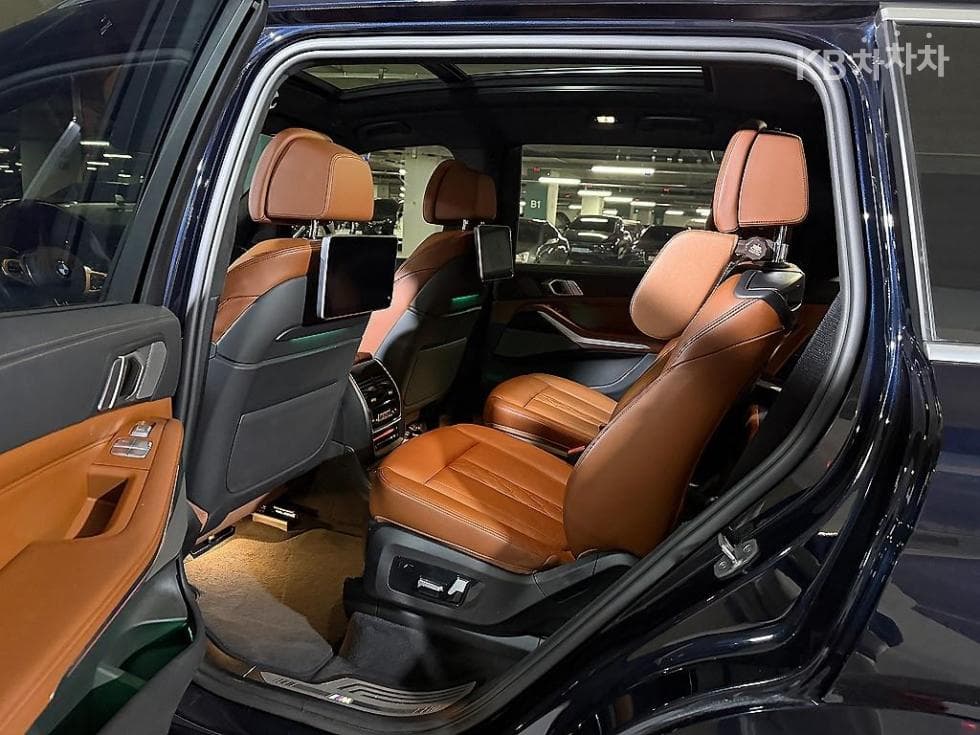 BMW X7(G07)xDrive 40i M Sport - 8