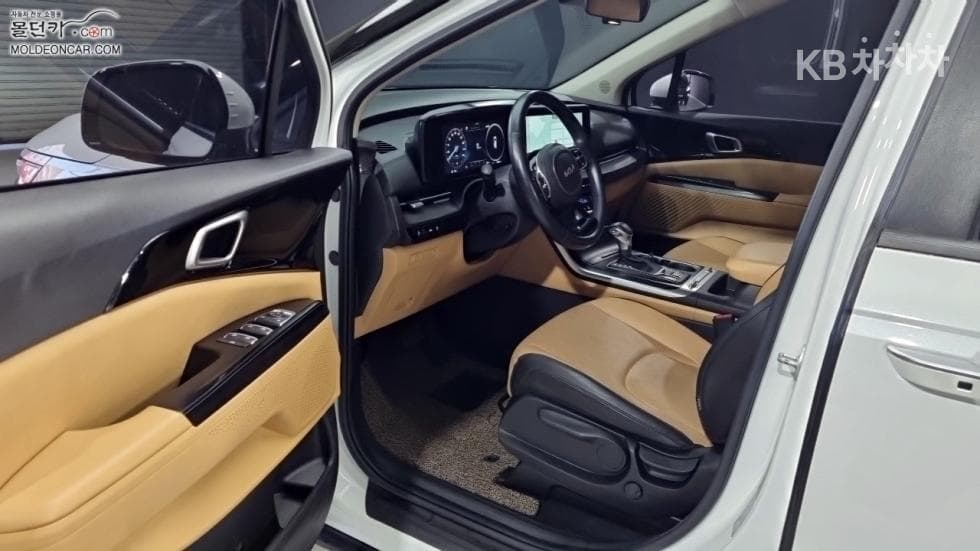 Киа Канивал 4-то поколениеD2.2 9-местен Престиж - 9