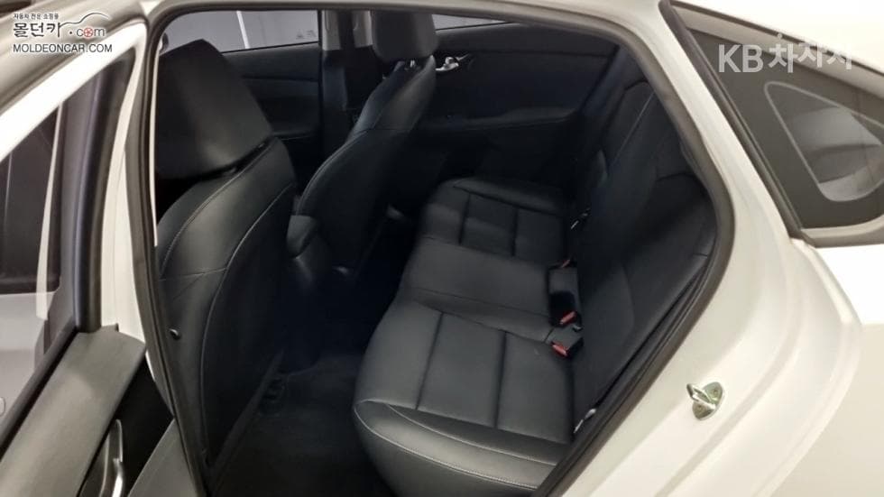 Киа The New (фейслифт) K3(BD)1.6 Бензин Престиж - 10