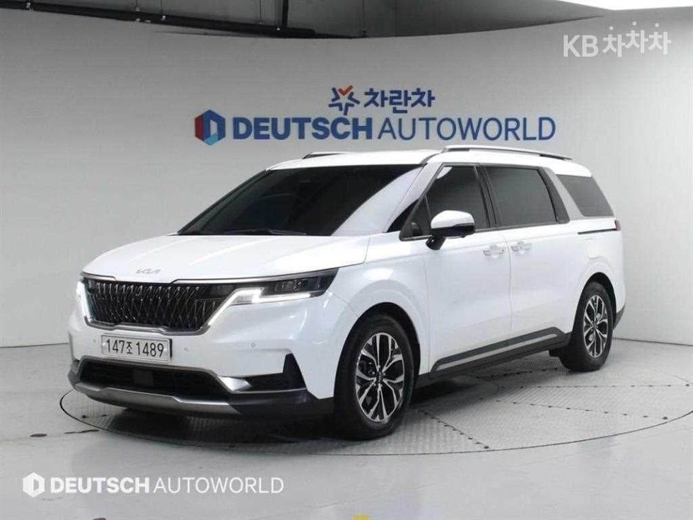 Киа The New (фейслифт) Канивал 4-то поколение D2.2 9-местен Signature - Image 1